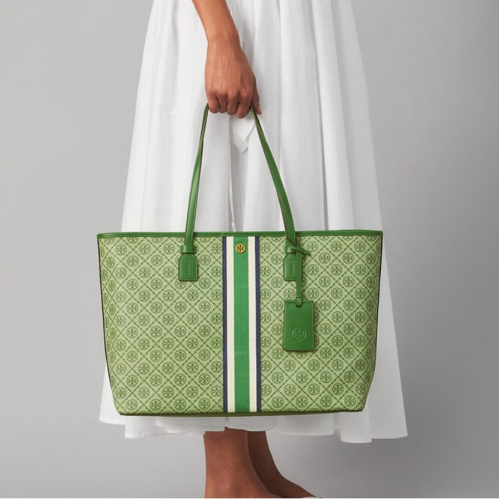 ~*NWT TB Canvas Tote Green*~